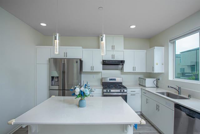 5211 Beachfront Cove