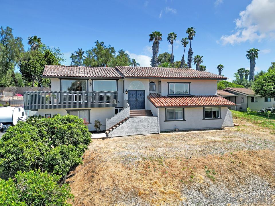 1817 Sunny Slope Terrace