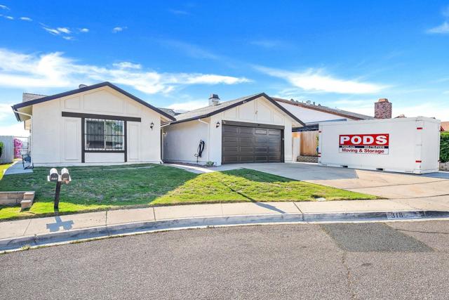 318 Vecino Court