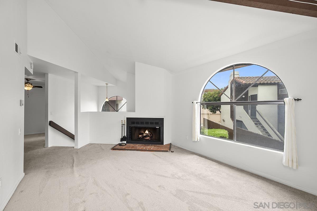 1943 Diamond St