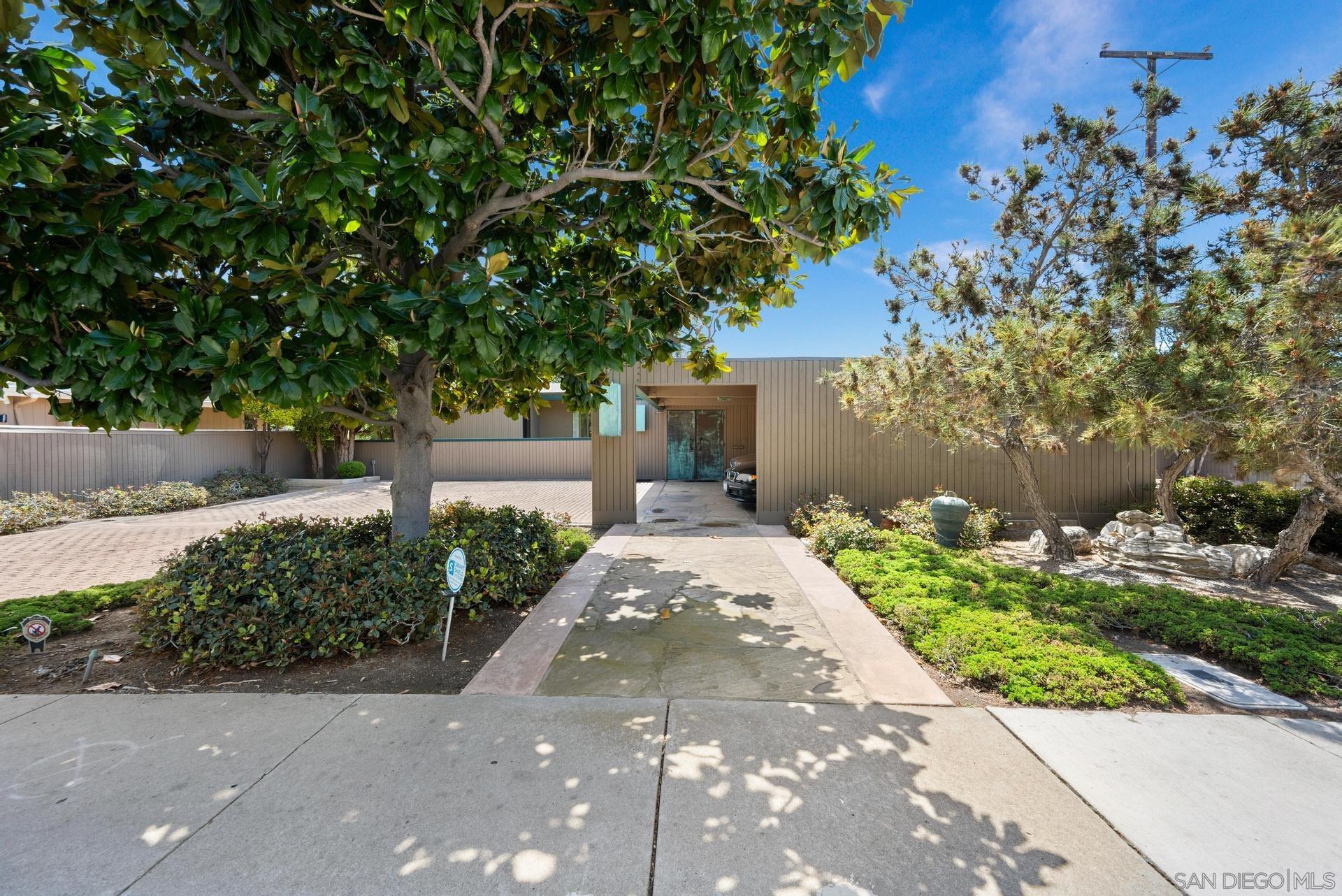 2195 Hayden Way