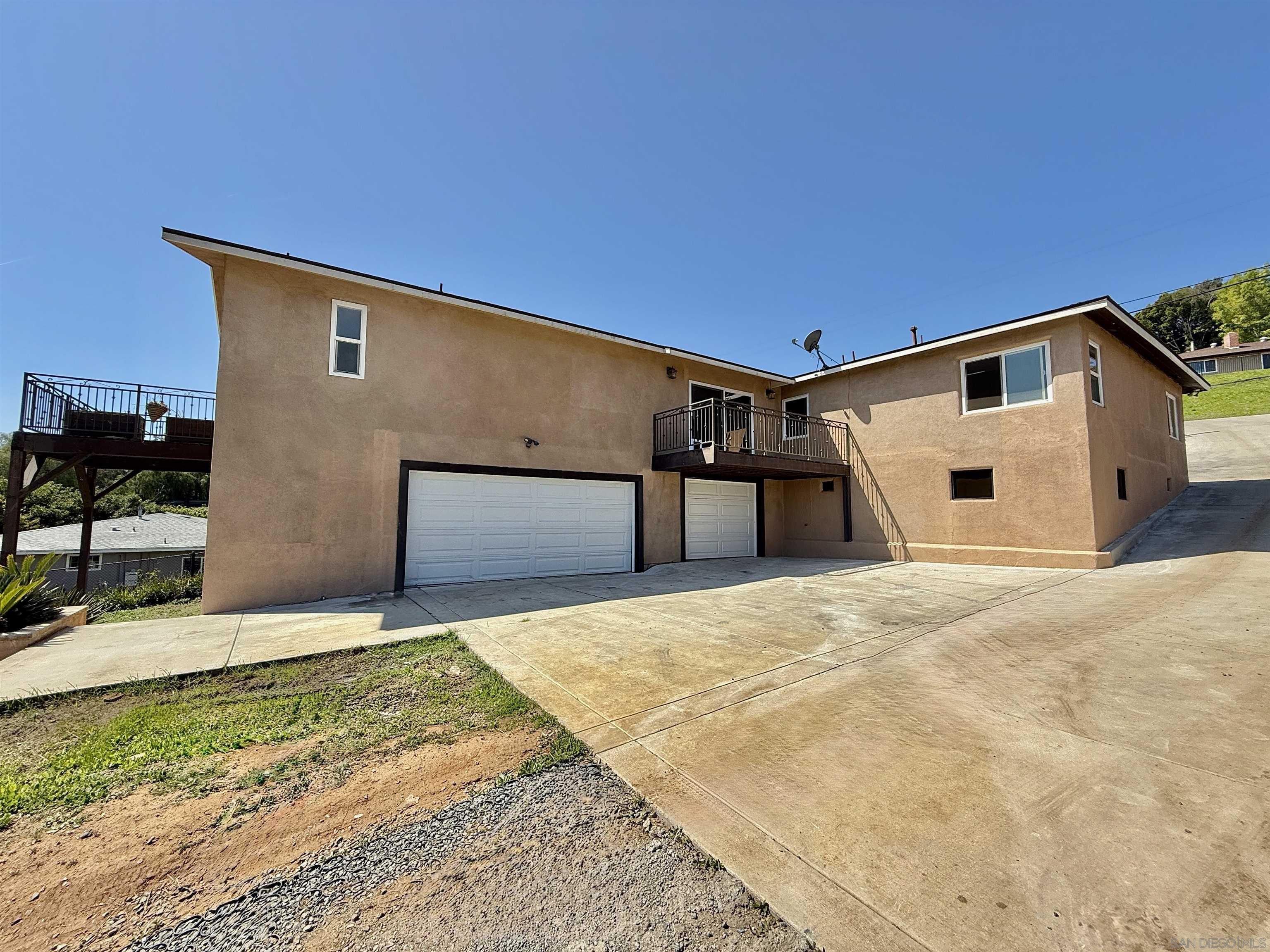 3669 Calavo Dr