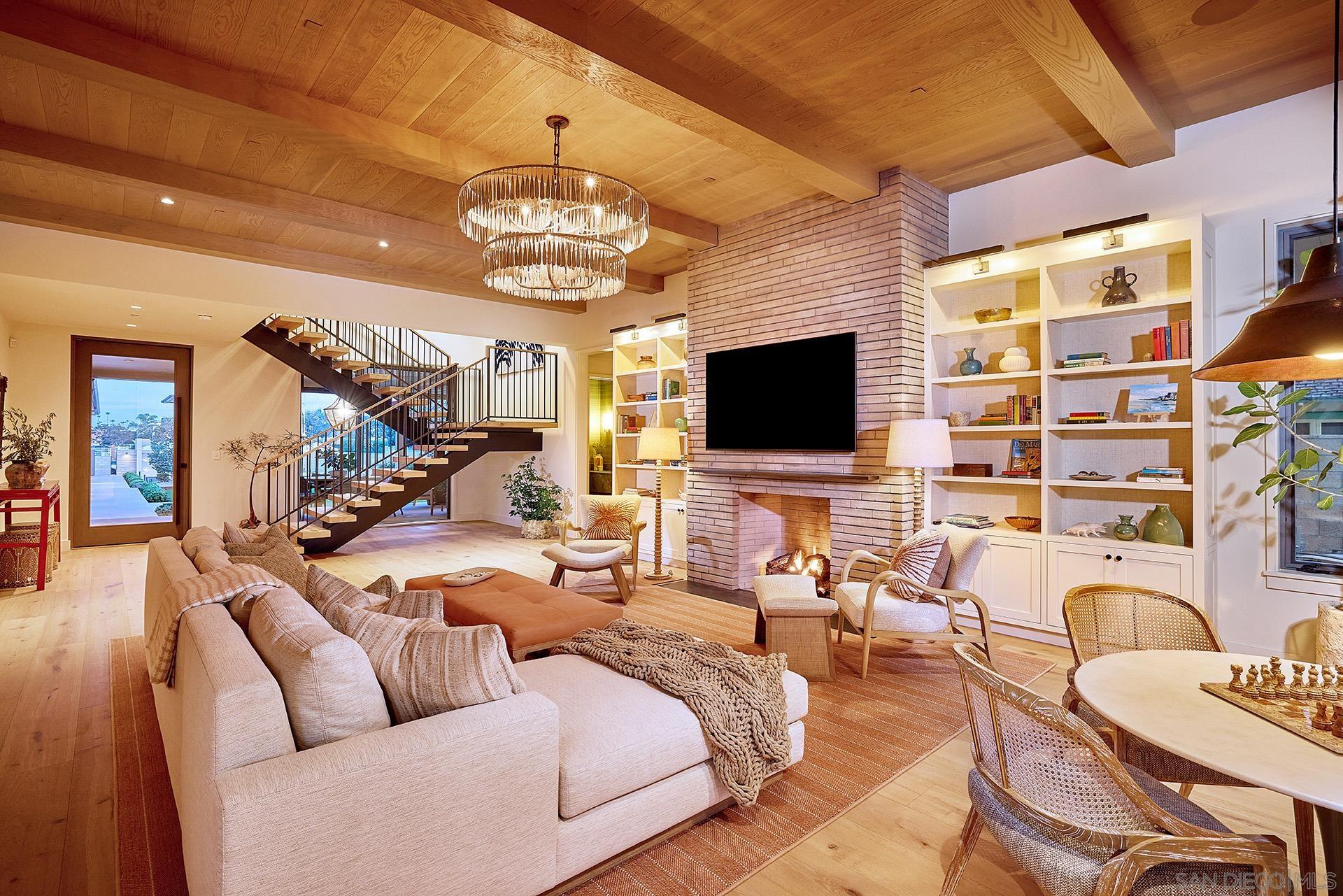 2920 Camino Del Mar