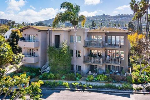 8171 El Paseo Grande La Jolla CA 92037