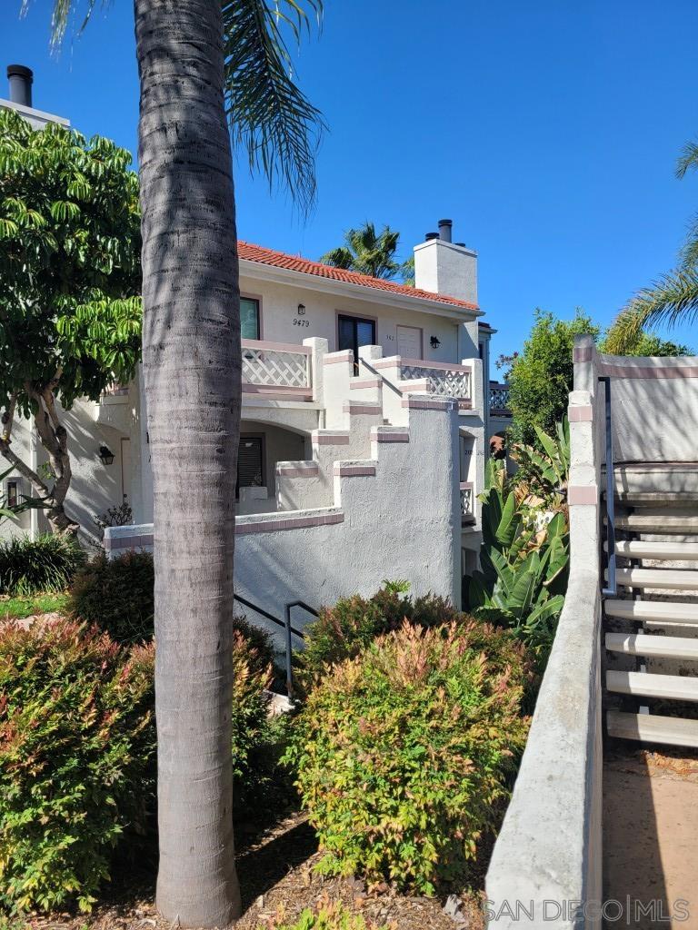 9479 Fairgrove Lane 302