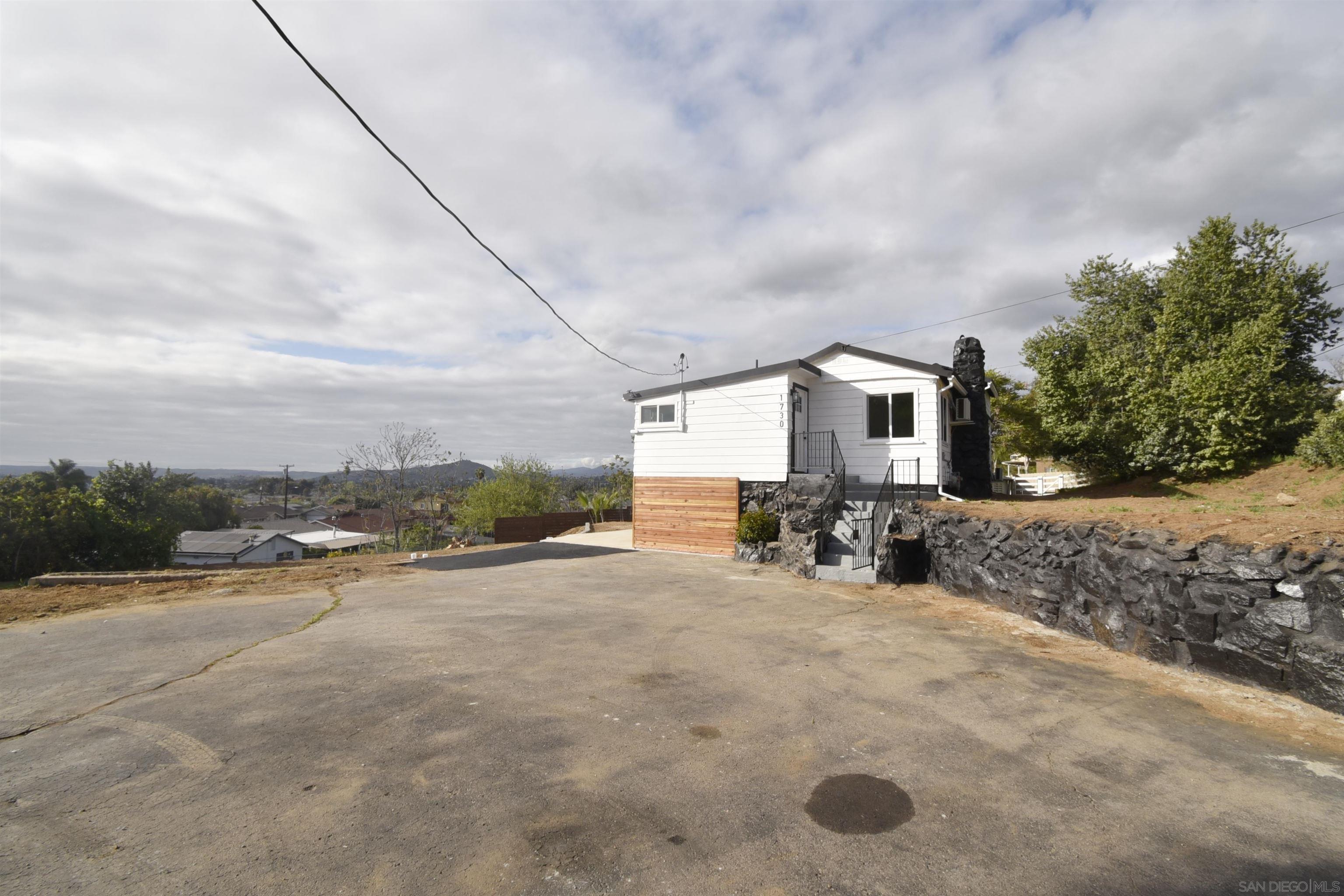 1730 VISTA DEL VALLE BOULEVARD