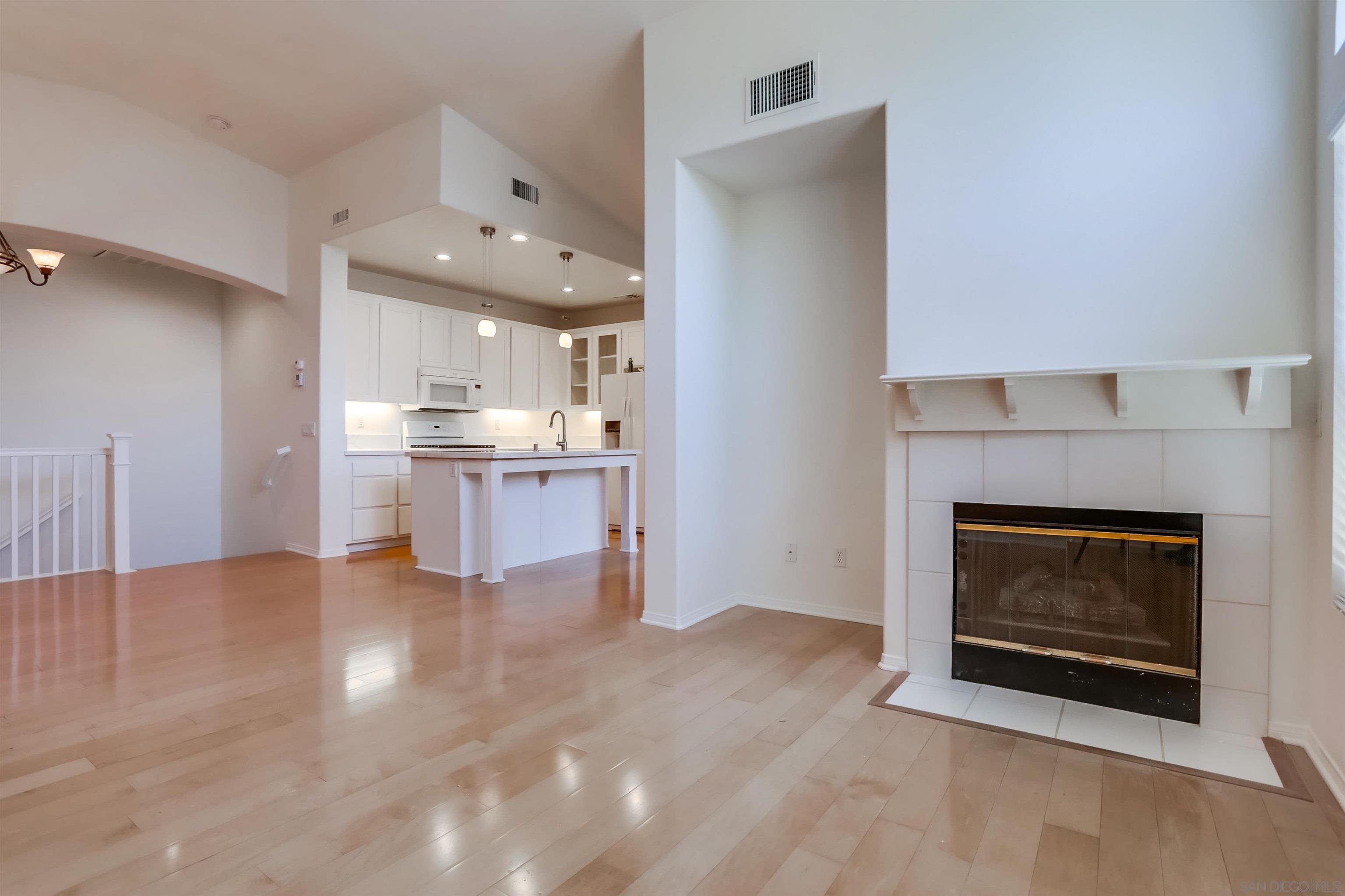 11825 Miro Circle