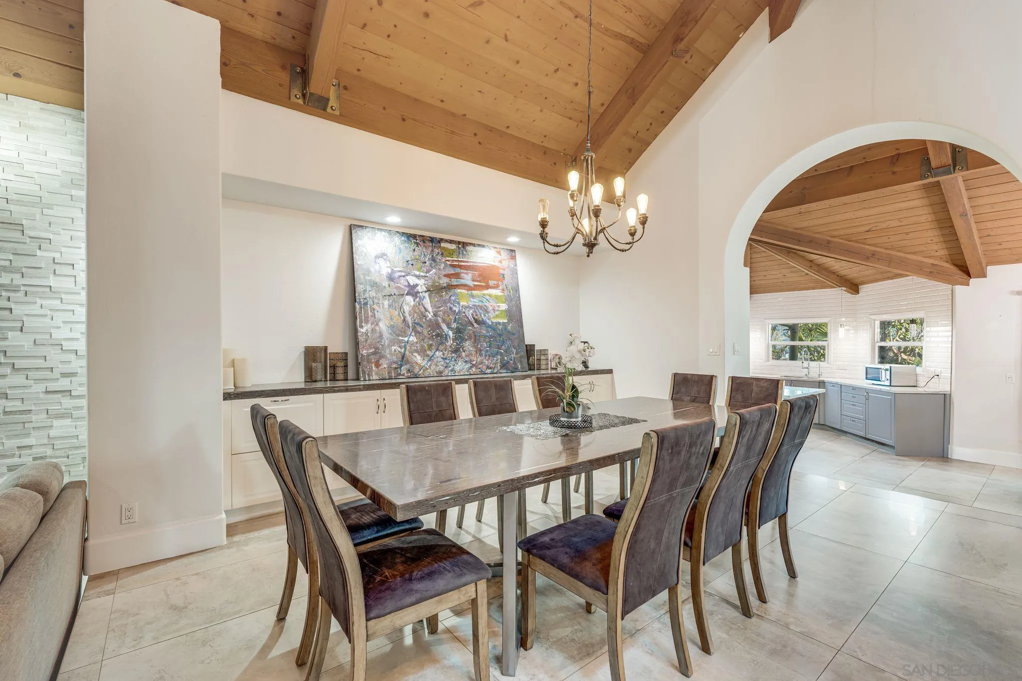 Carlsbad, California 92009, United States, 5 Bedrooms Bedrooms, ,5 BathroomsBathrooms,Residential,Active,140771