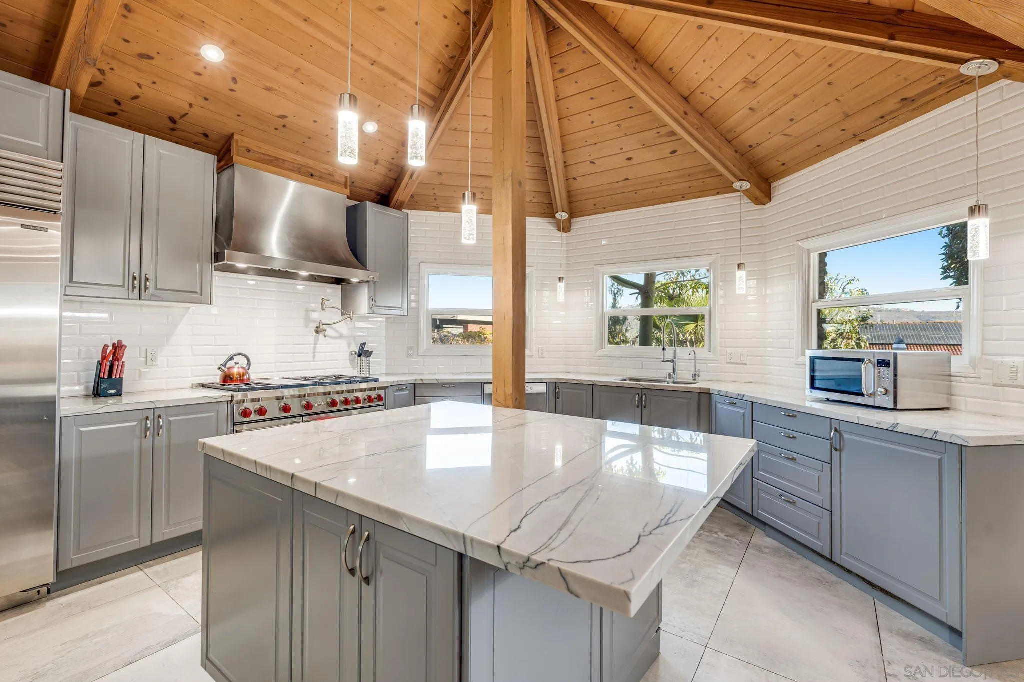 Carlsbad, California 92009, United States, 5 Bedrooms Bedrooms, ,5 BathroomsBathrooms,Residential,Active,140771