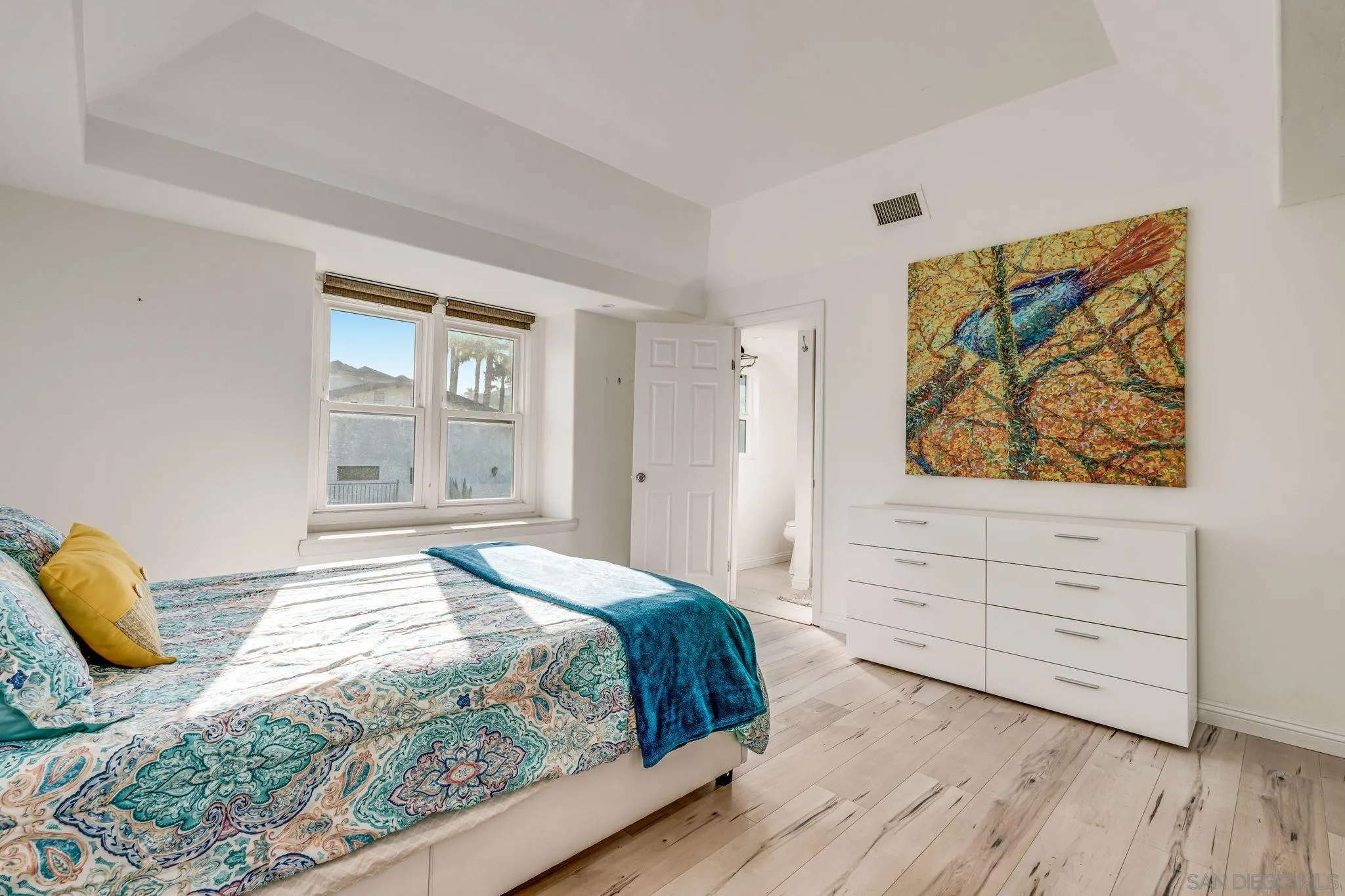 Carlsbad, California 92009, United States, 5 Bedrooms Bedrooms, ,5 BathroomsBathrooms,Residential,Active,140771