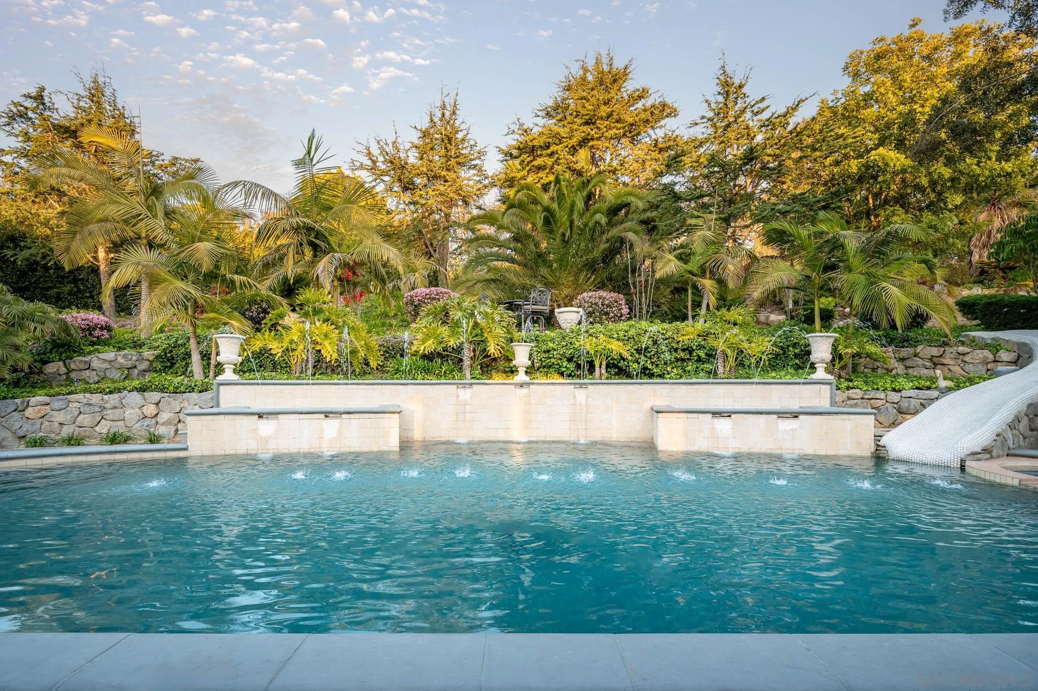 Rancho Santa Fe, California 92067, United States, 5 Bedrooms Bedrooms, ,8 BathroomsBathrooms,Residential,Active,93567