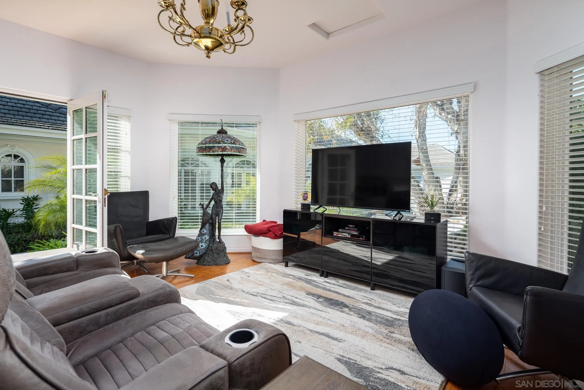 Rancho Santa Fe, California 92067, United States, 5 Bedrooms Bedrooms, ,8 BathroomsBathrooms,Residential,Active,93567