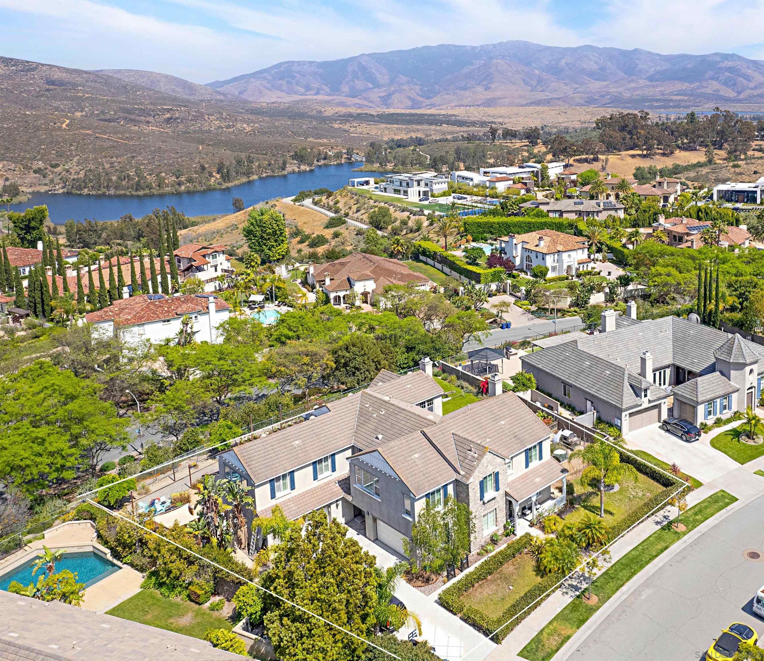 2844 Shenandoah Dr