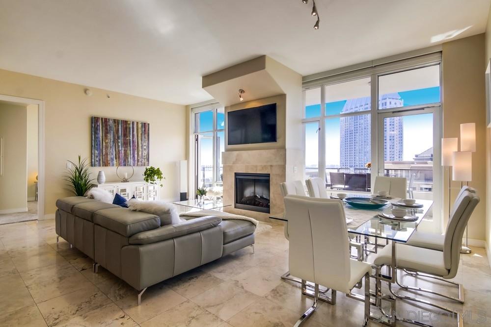 550 Front St 1206