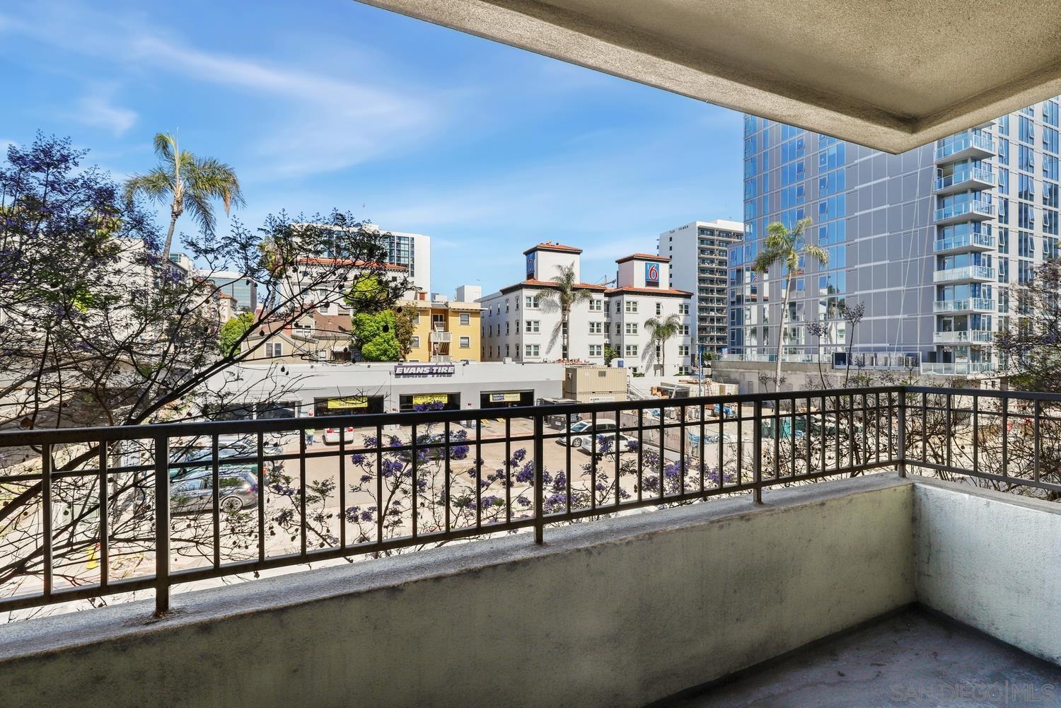 1501 Front St 315