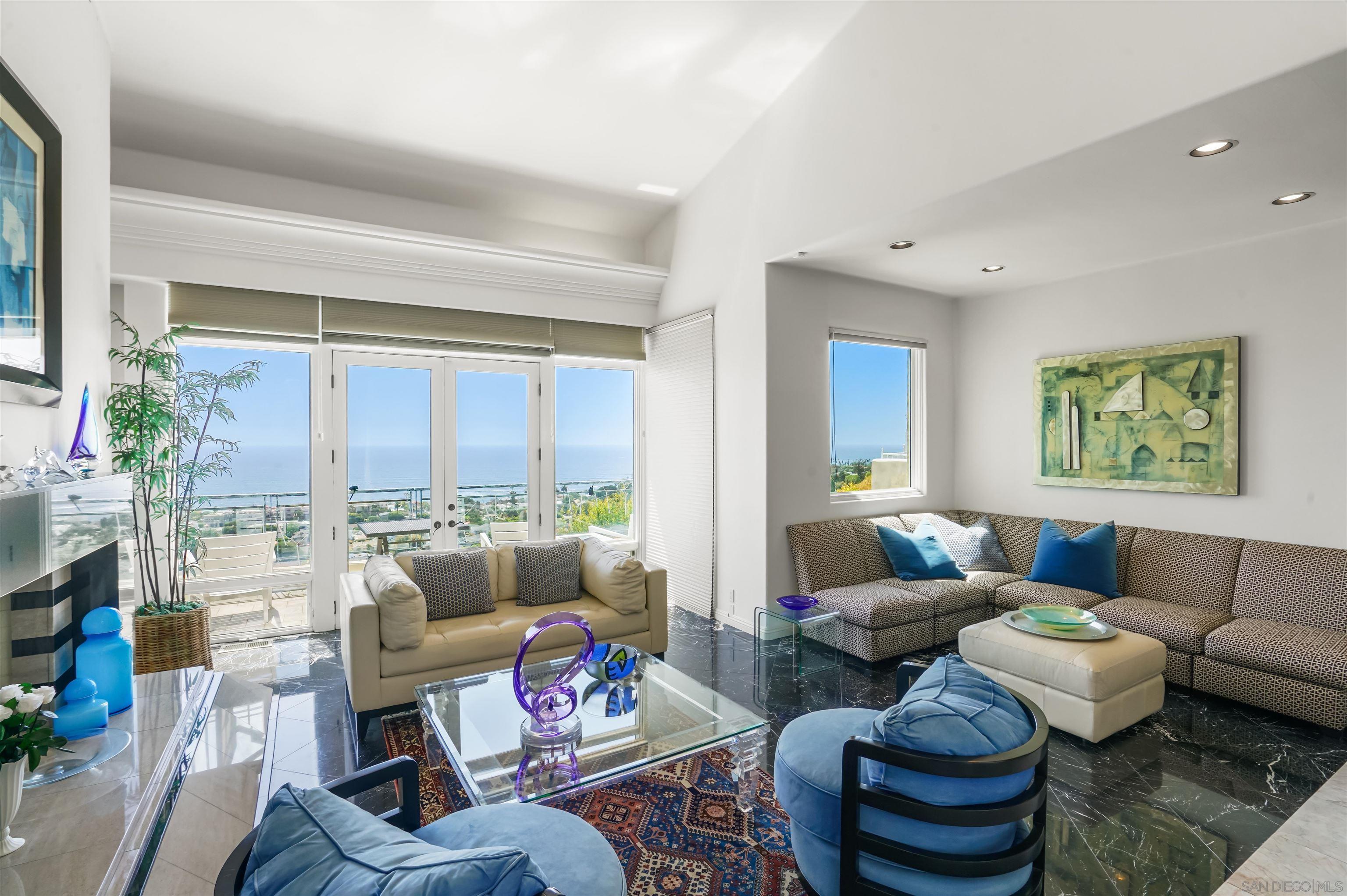 5756 La Jolla Corona Dr