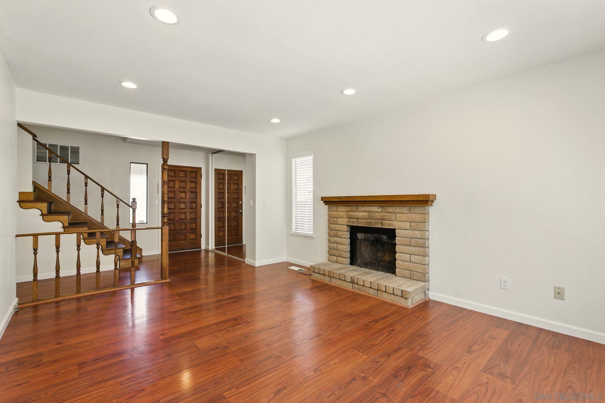 1312 Shaddick Dr