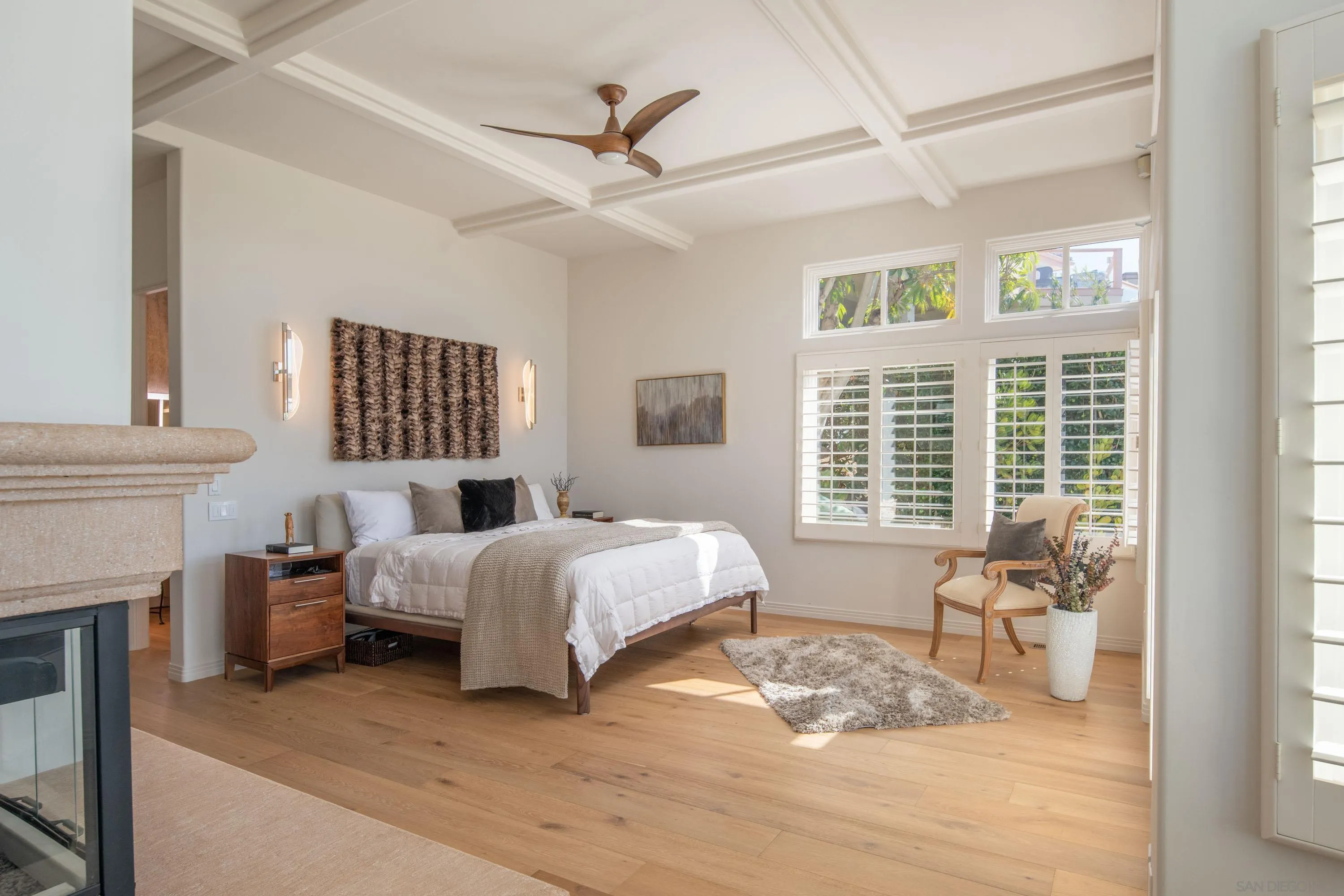 San Diego, California 92109, United States, 4 Bedrooms Bedrooms, ,4 BathroomsBathrooms,Residential,Pending,76572