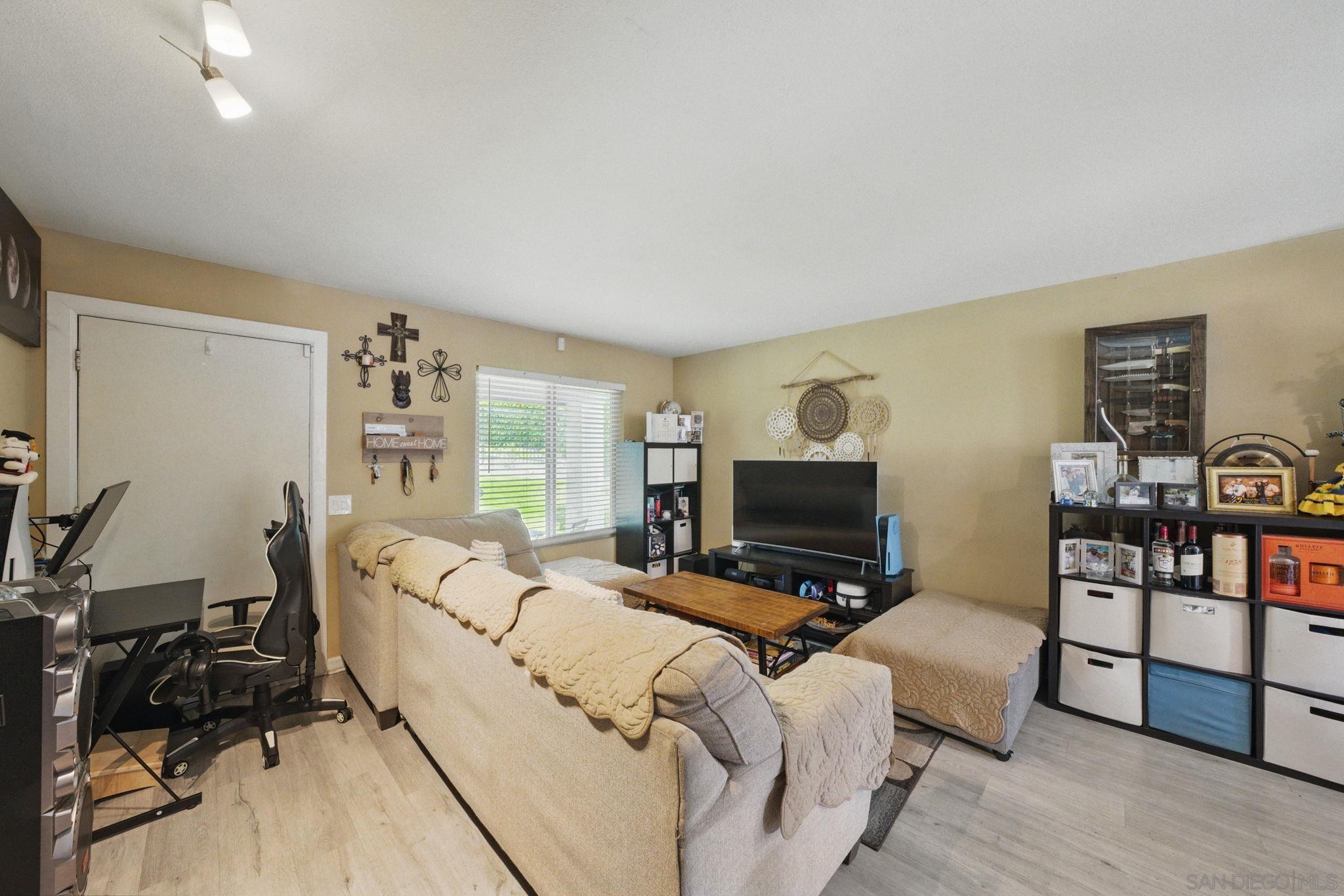 8164 Paradise Valley Court