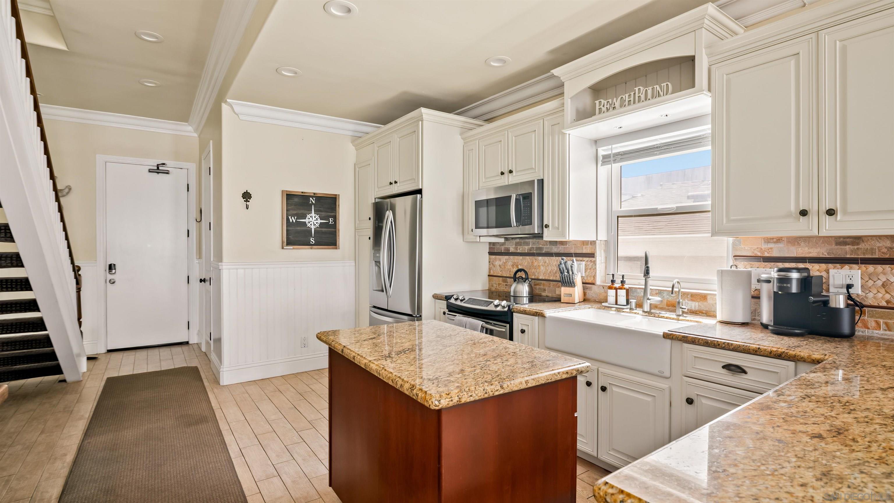 3285 Ocean Front Walk 3