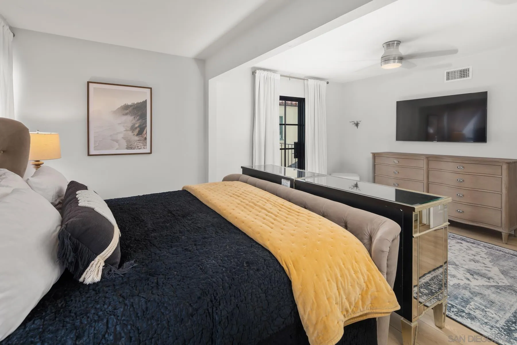 Coronado, California 92118, United States, 7 Bedrooms Bedrooms, ,7 BathroomsBathrooms,Residential,Active,103732