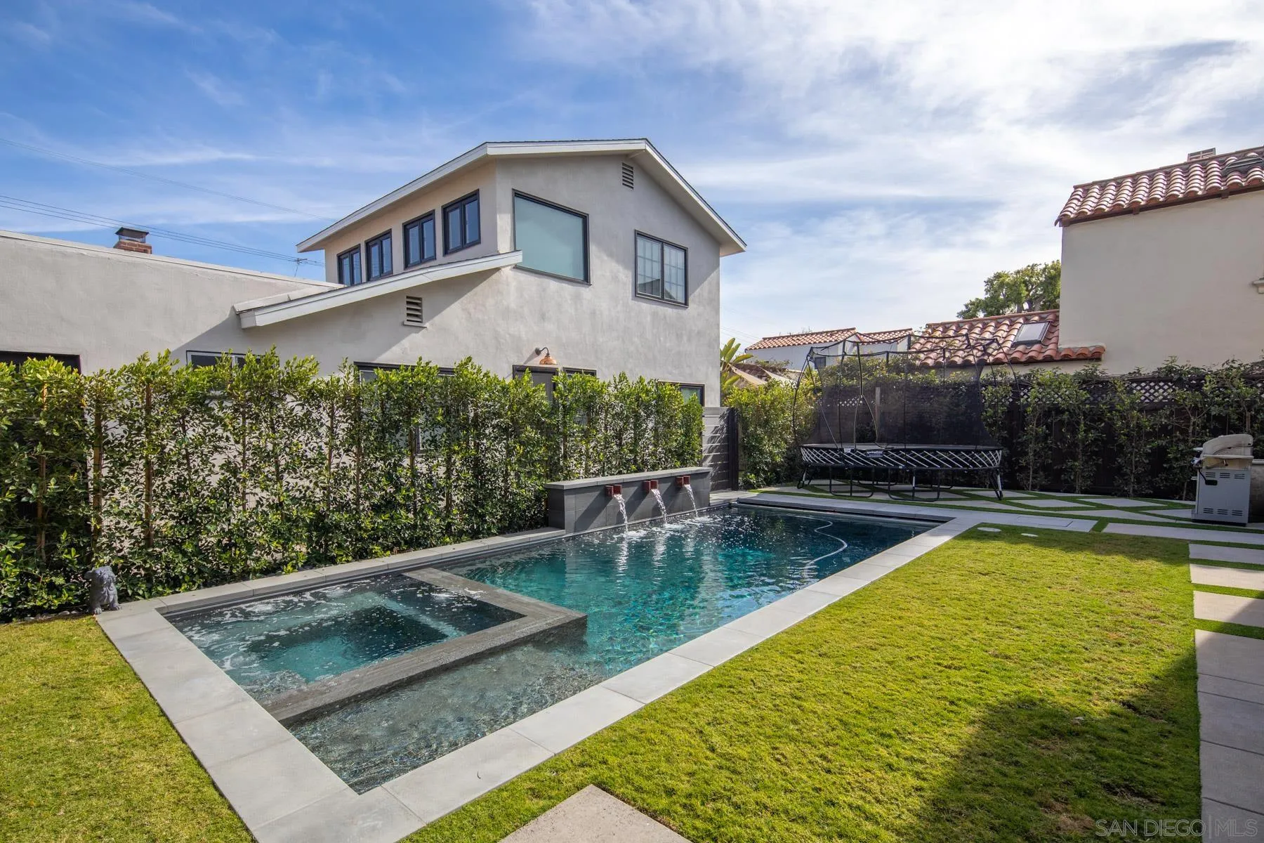 Coronado, California 92118, United States, 7 Bedrooms Bedrooms, ,7 BathroomsBathrooms,Residential,Active,103732