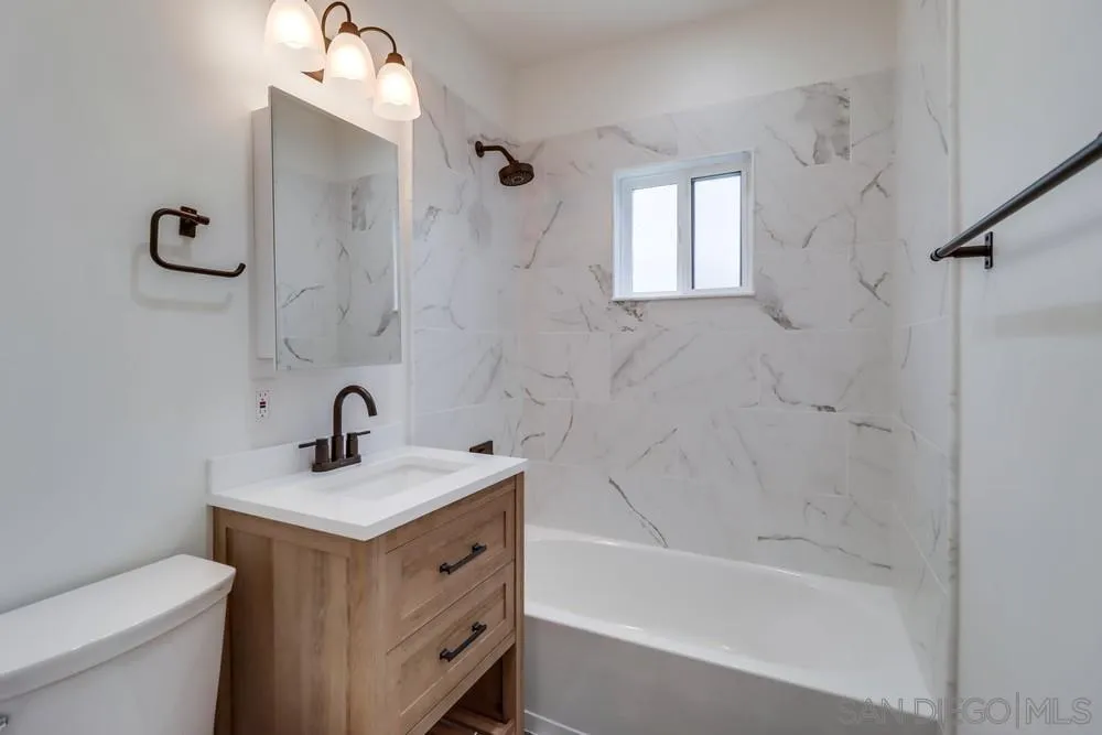 Coronado, California 92118, United States, 7 Bedrooms Bedrooms, ,7 BathroomsBathrooms,Residential,Active,103732