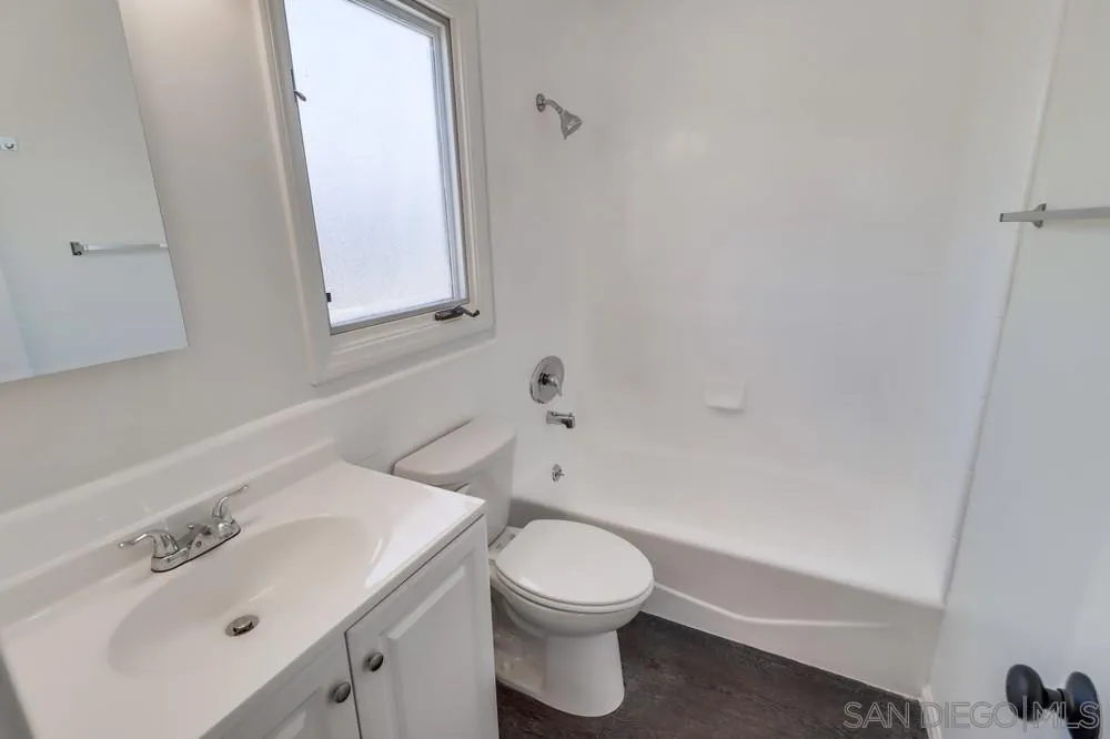 Coronado, California 92118, United States, 7 Bedrooms Bedrooms, ,7 BathroomsBathrooms,Residential,Active,103732