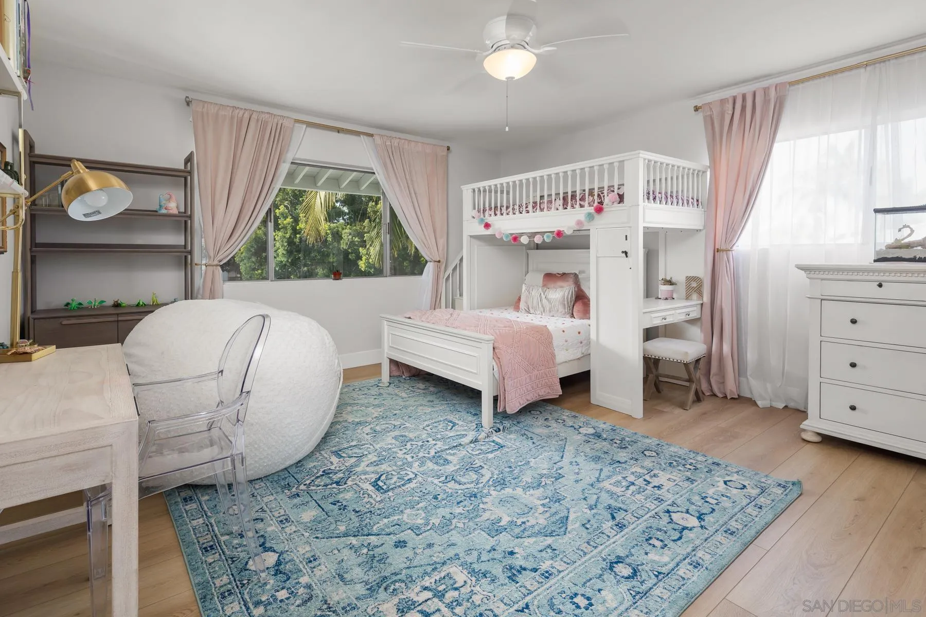 Coronado, California 92118, United States, 7 Bedrooms Bedrooms, ,7 BathroomsBathrooms,Residential,Active,103732