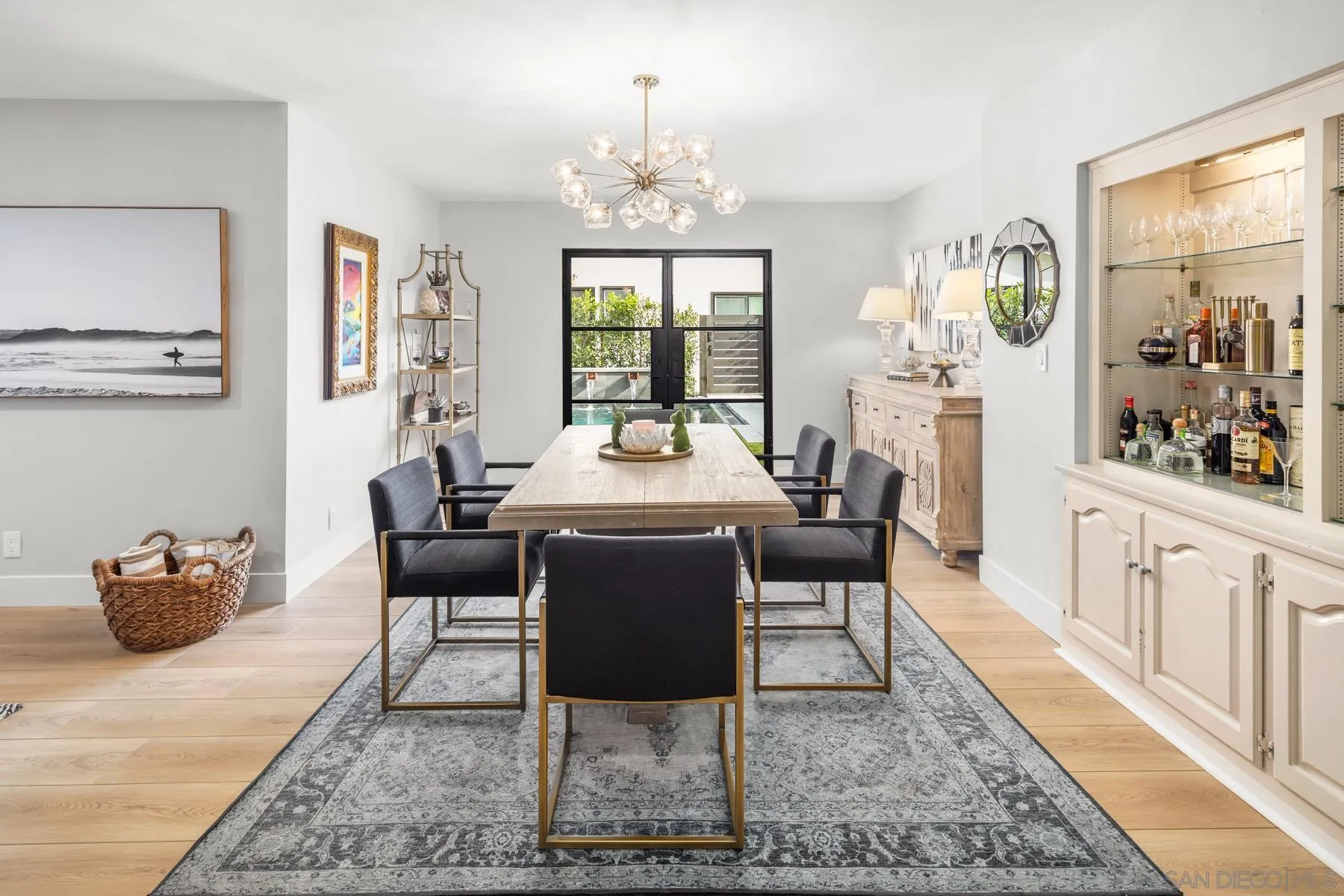 Coronado, California 92118, United States, 7 Bedrooms Bedrooms, ,7 BathroomsBathrooms,Residential,Active,103732