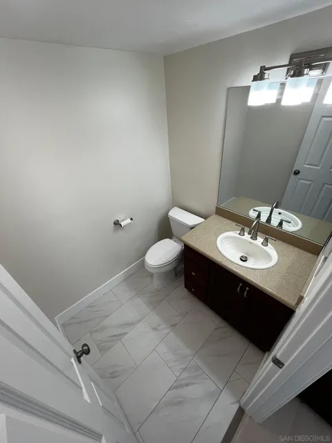 MLS: 250021601
