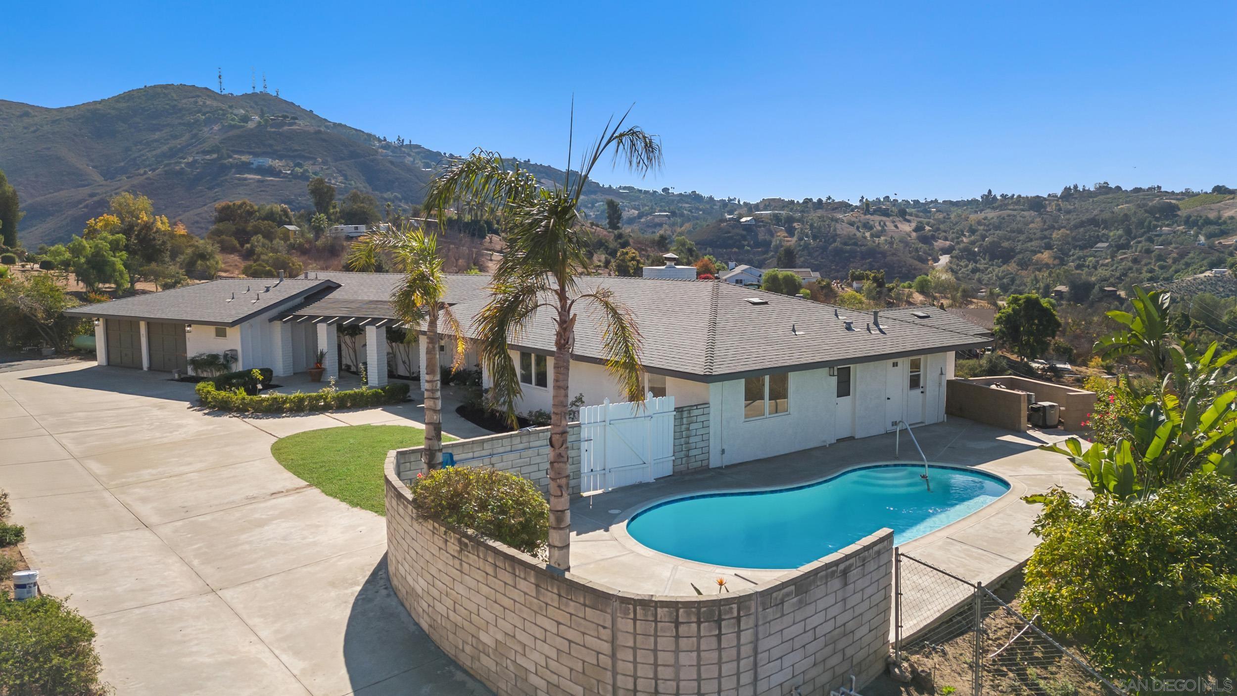 2063 Willow Glen Road