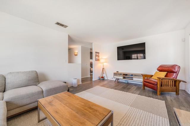 2219 Montemar