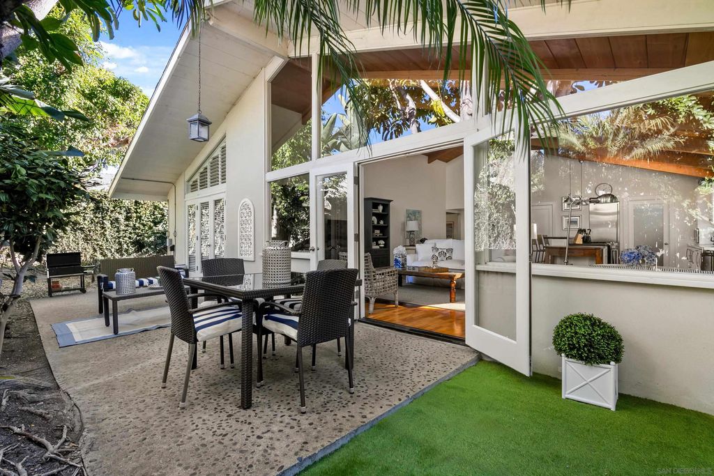 Photo of 2122 Paseo Dorado, La Jolla, CA 92037 (MLS # 250018719)