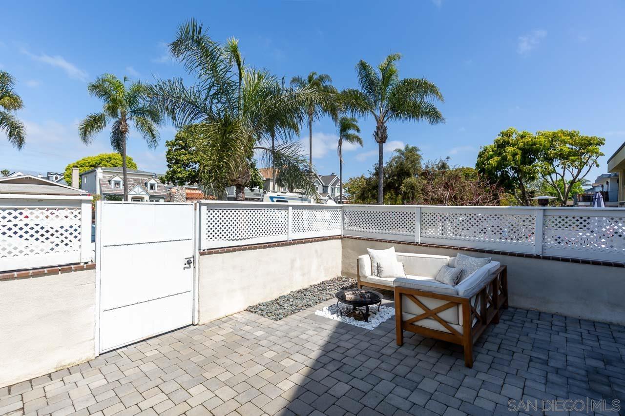 457 D Ave
