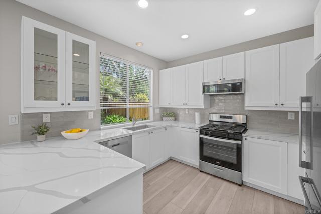 7794 Paseo La Jolla