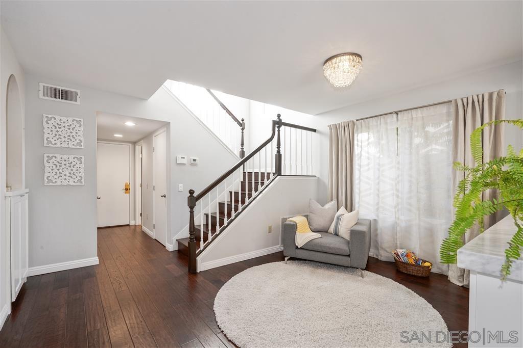 10636 Brookhollow