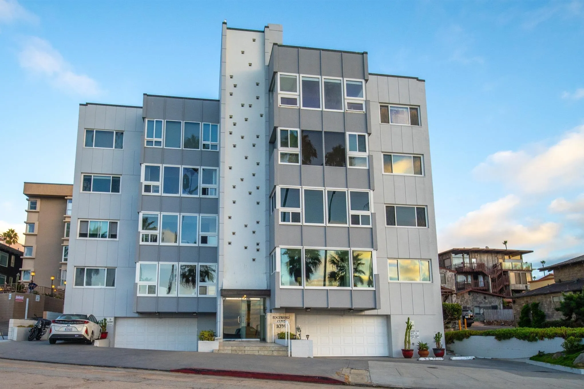 La Jolla, California 92037, United States, 2 Bedrooms Bedrooms, ,2 BathroomsBathrooms,Residential,Active,152894