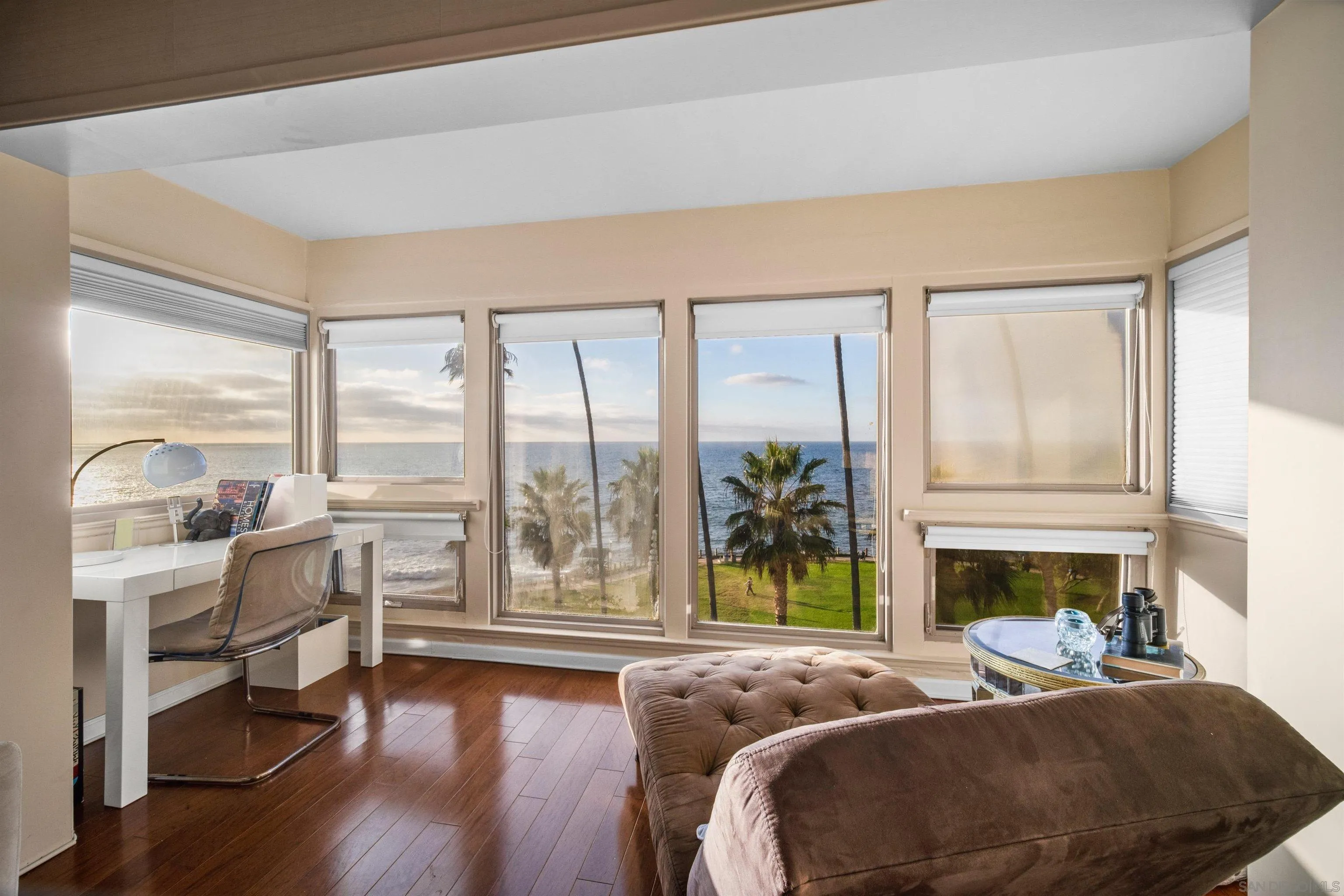 La Jolla, California 92037, United States, 2 Bedrooms Bedrooms, ,2 BathroomsBathrooms,Residential,Active,152894