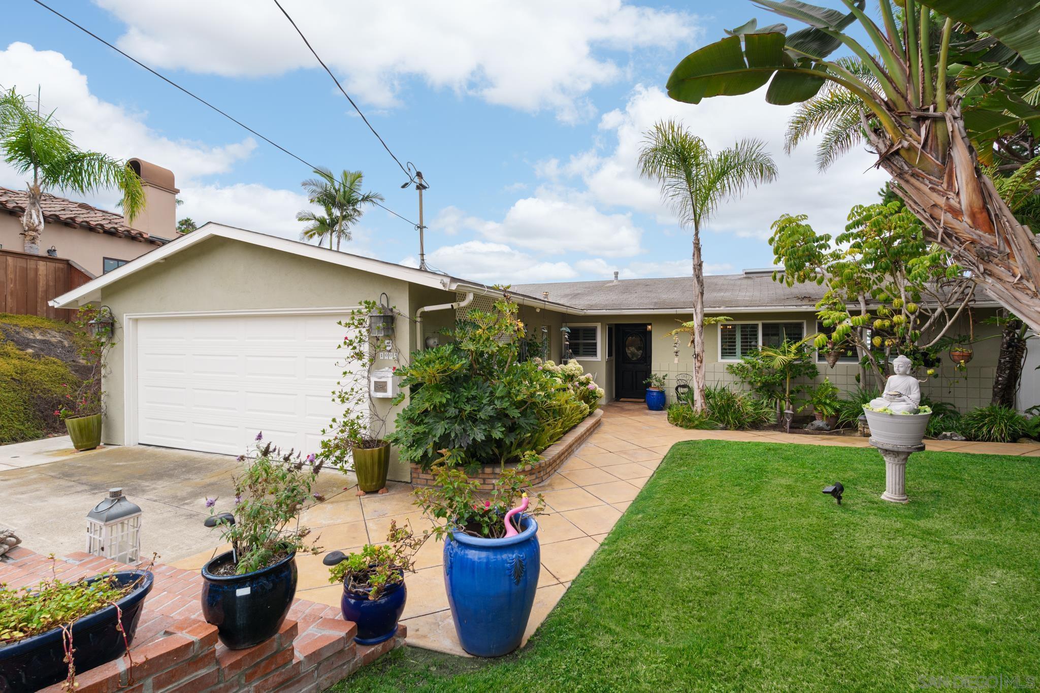 1005 Hurstdale