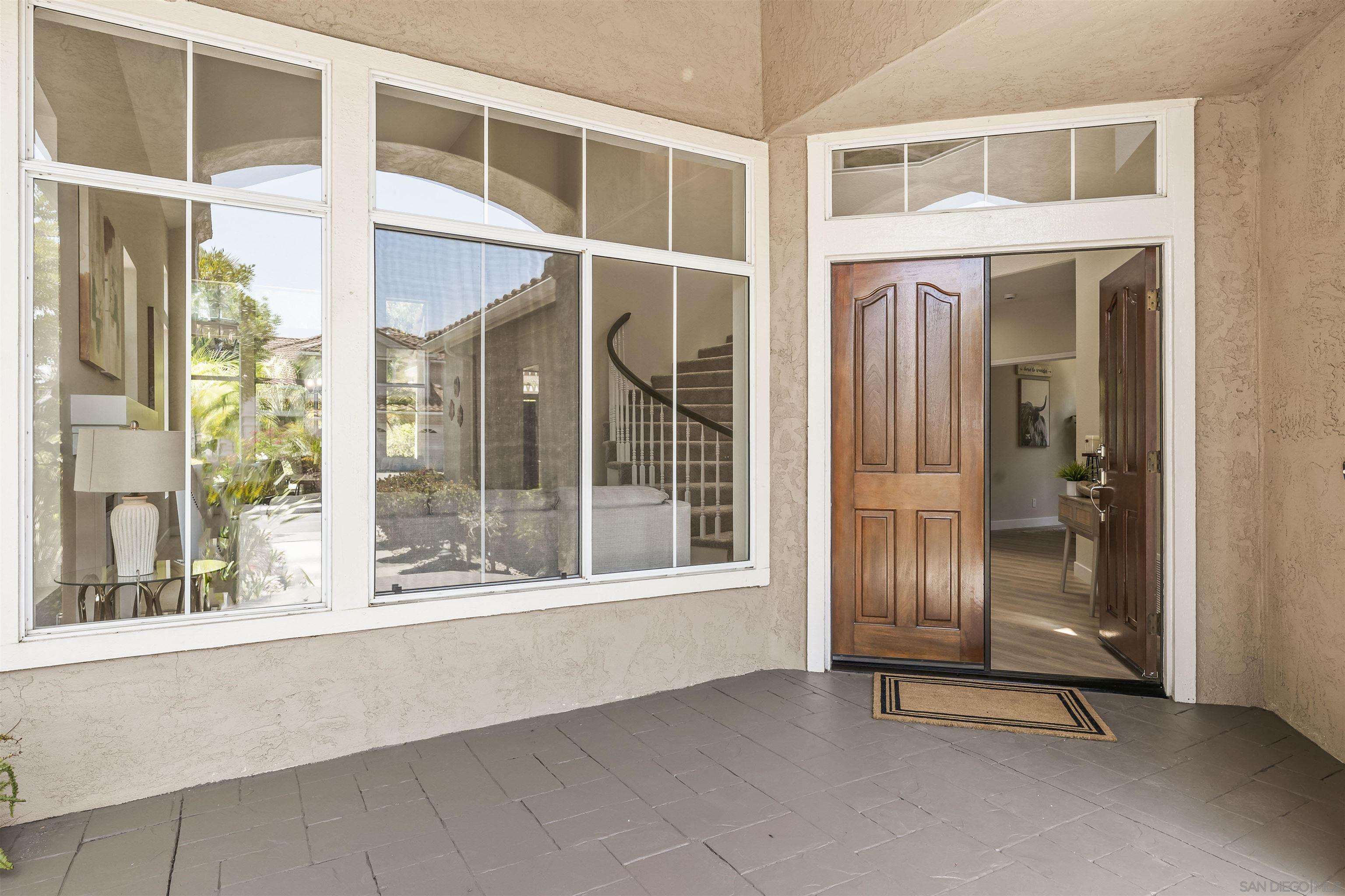 8706 Junco Pl