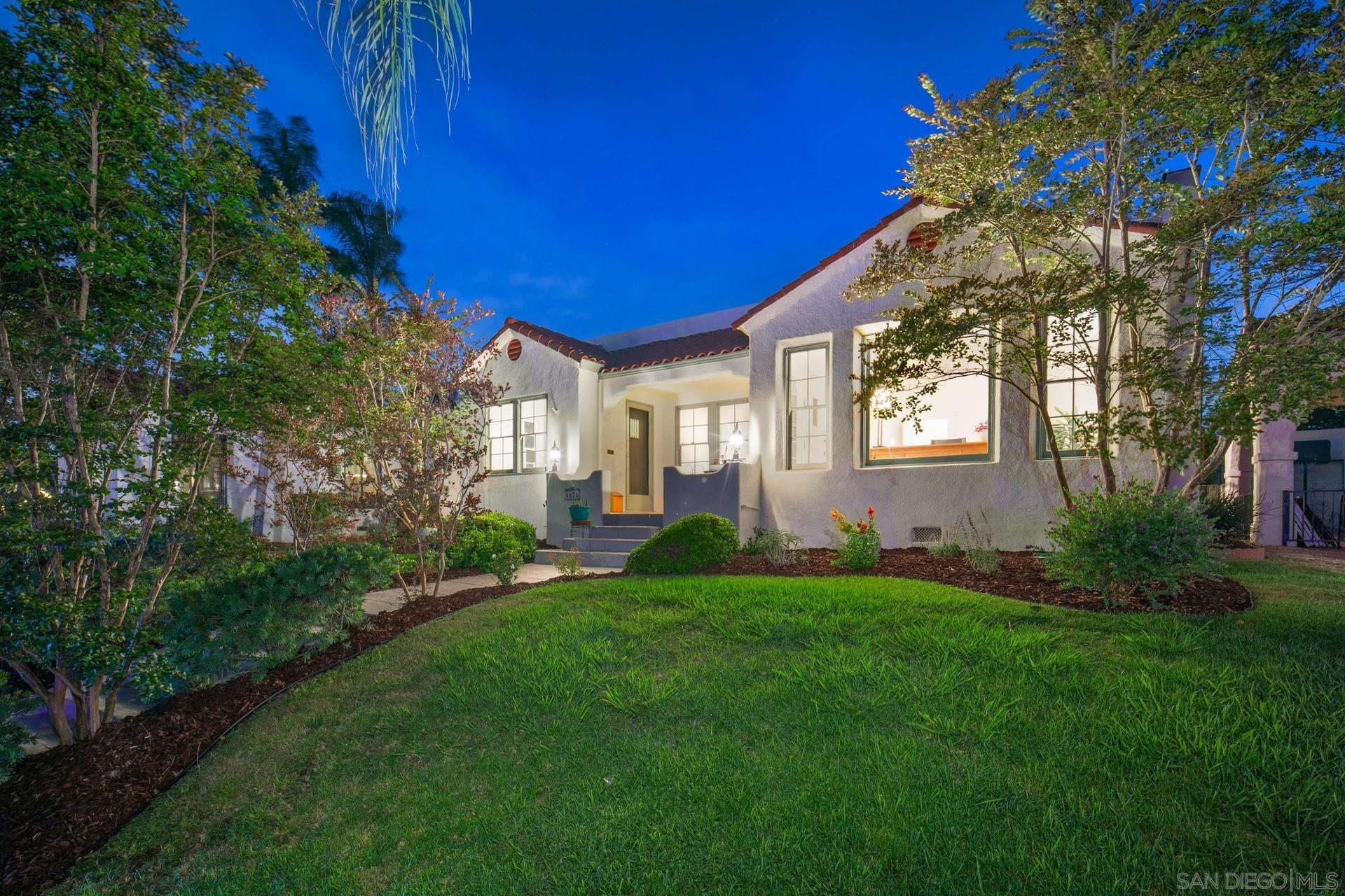 4876 Kensington Dr