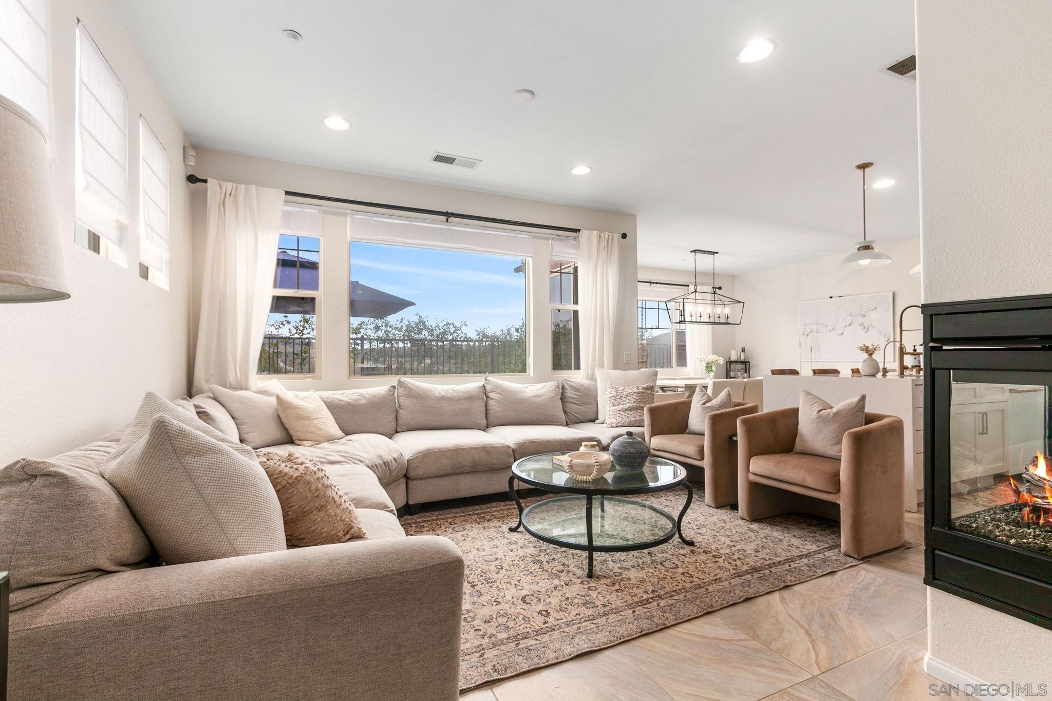 2305 Sky Corral