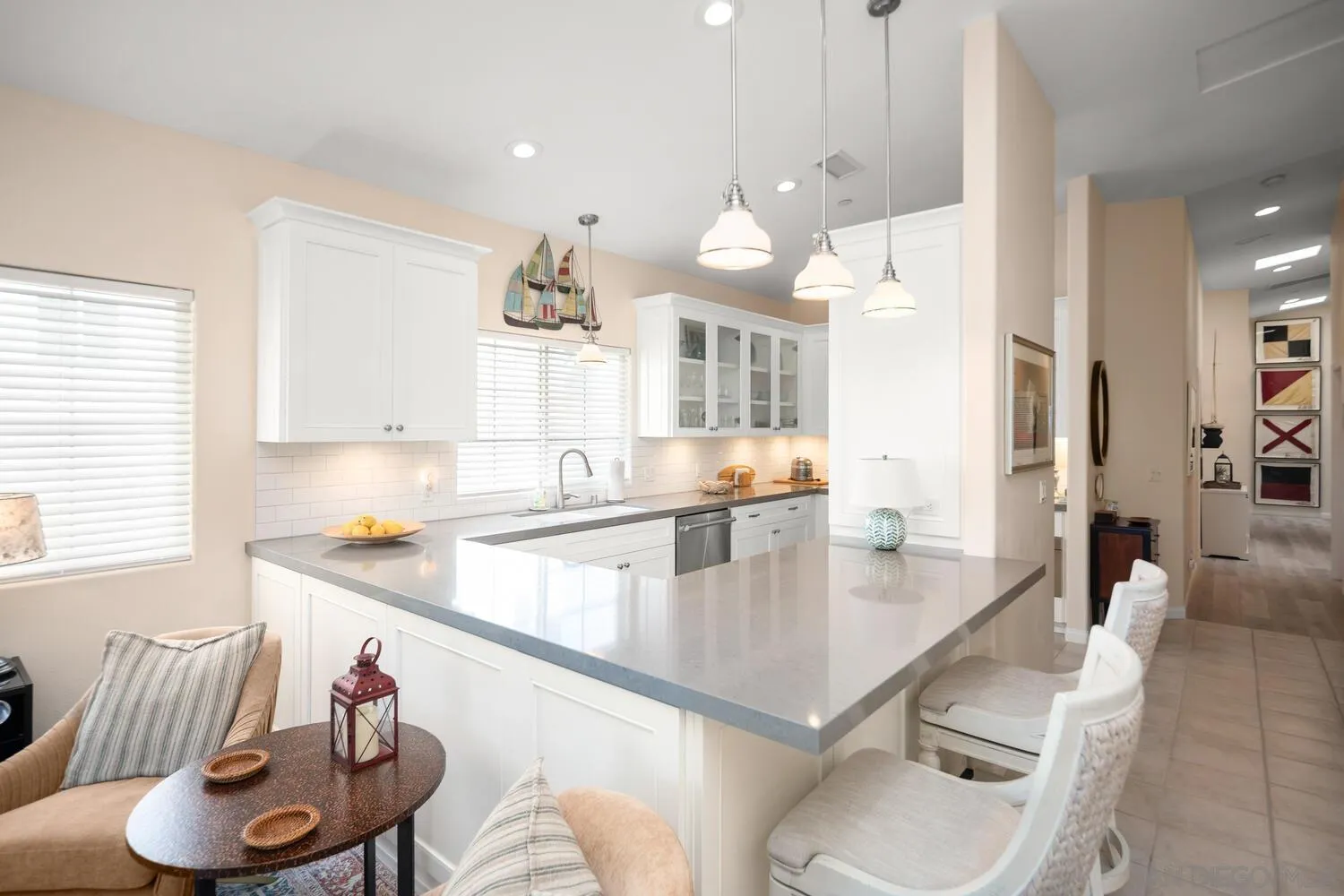 Coronado, California 92118, United States, 3 Bedrooms Bedrooms, ,2 BathroomsBathrooms,Residential,Pending,130274