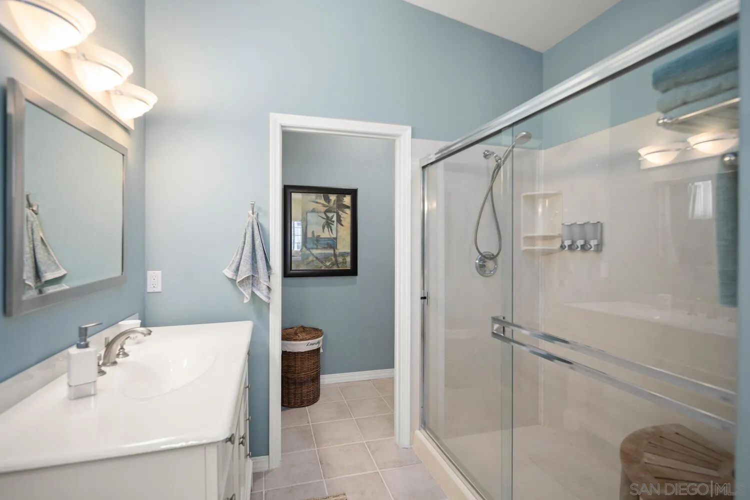 Coronado, California 92118, United States, 3 Bedrooms Bedrooms, ,2 BathroomsBathrooms,Residential,Pending,130274