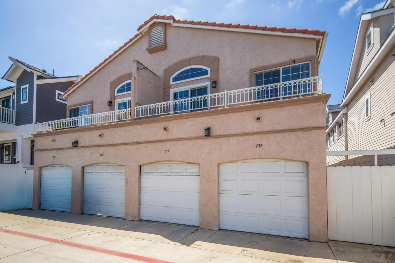 Coronado, California 92118, United States, 3 Bedrooms Bedrooms, ,2 BathroomsBathrooms,Residential,Pending,130274