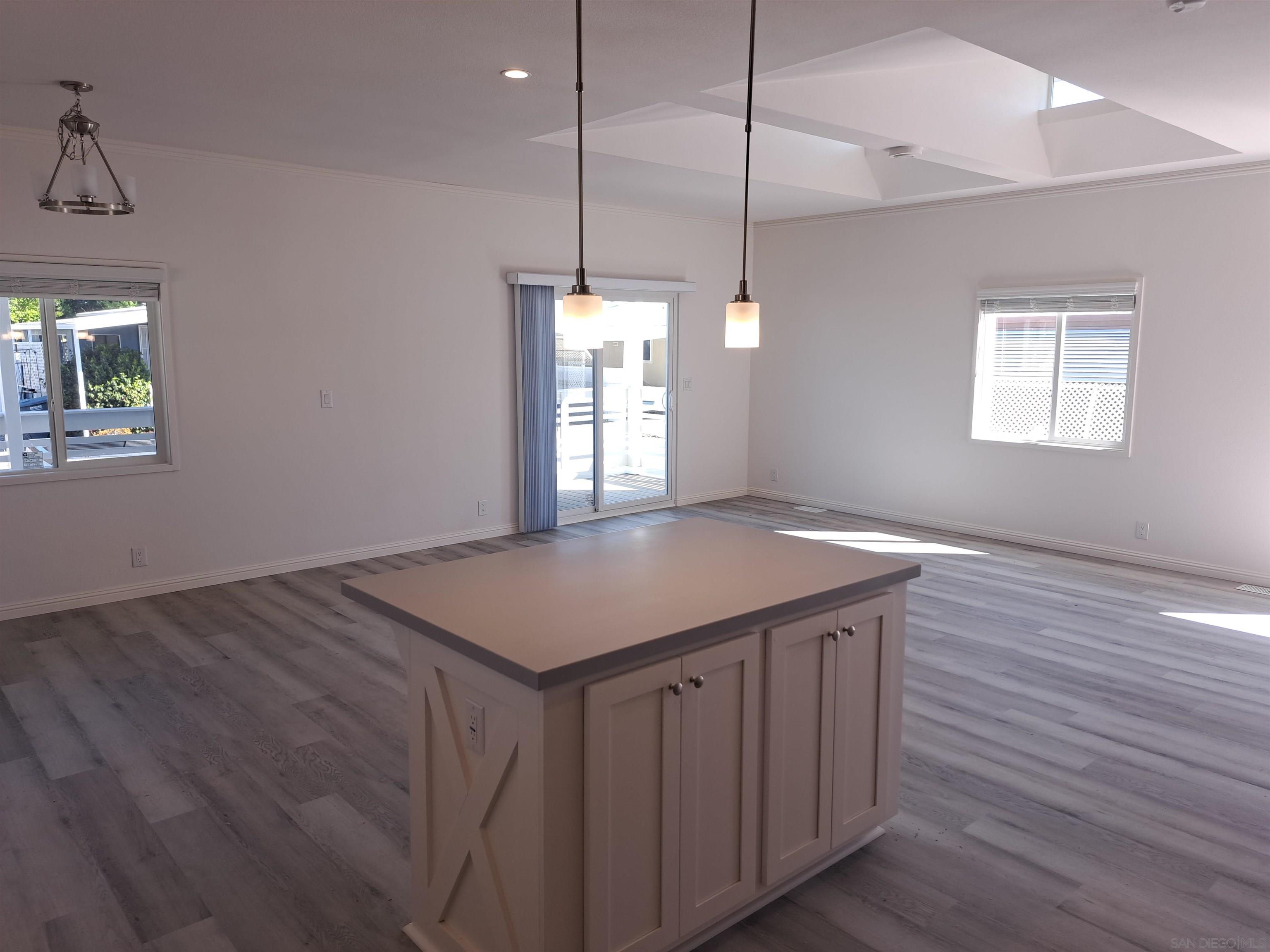 1401 El Norte Parkway 282