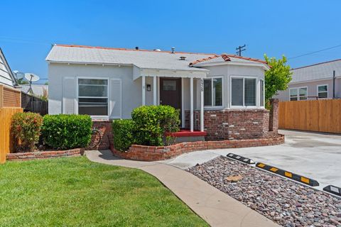 6926-28  Amherst St San Diego CA 92115