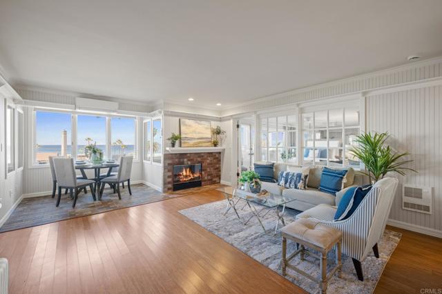 1562 Camino Del Mar