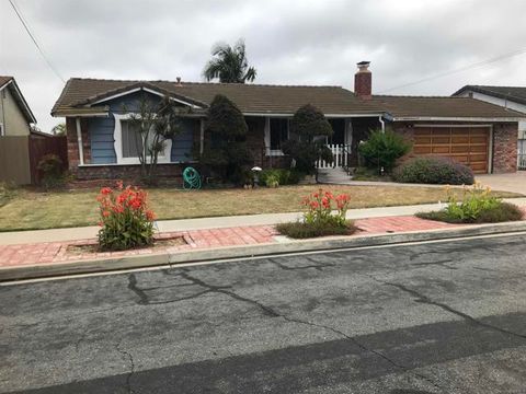 Single Family Residence in Chula Vista CA 72 Shasta St.jpg